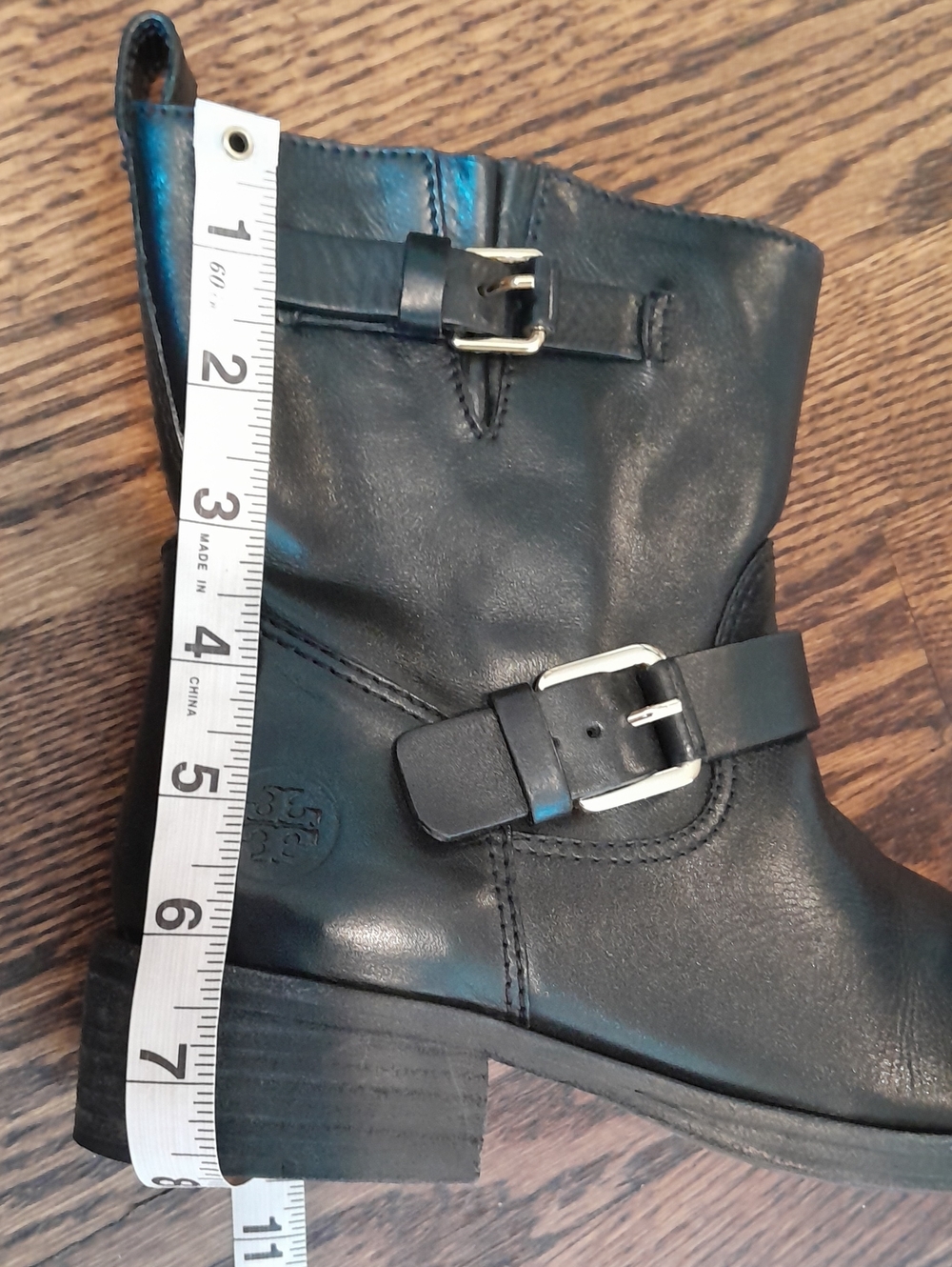 Tory Burch "Bennie" Black Leather Moto Ankle Boots - Women 7M, Buckle - Picture 9 of 15
